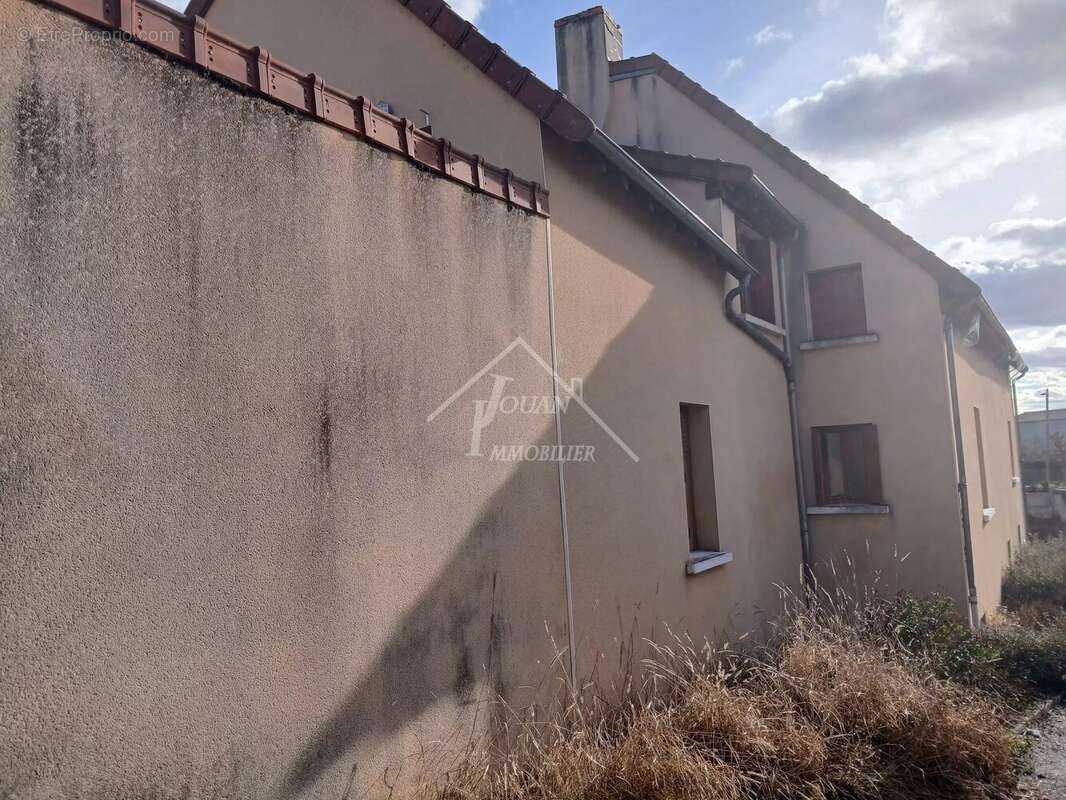 Appartement à VARENNES-SUR-ALLIER