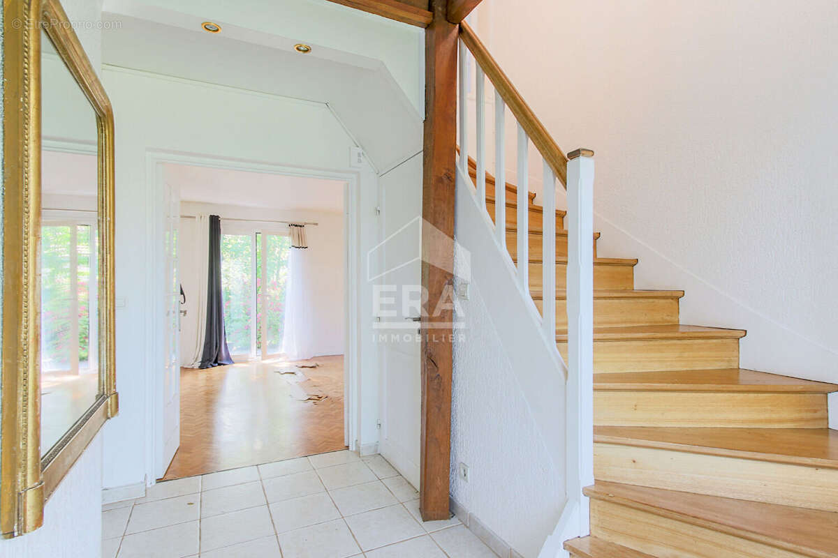 Maison 133m² à crespières - photo 12