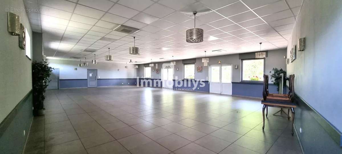 Commerce à FLINES-LEZ-RACHES