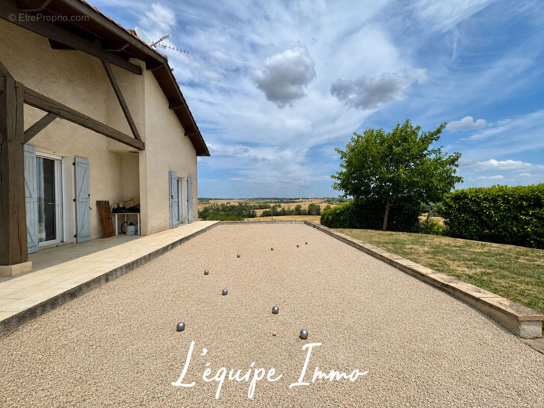 Maison T5 avec sous-sol, piscine et vue panoramique - photo 14