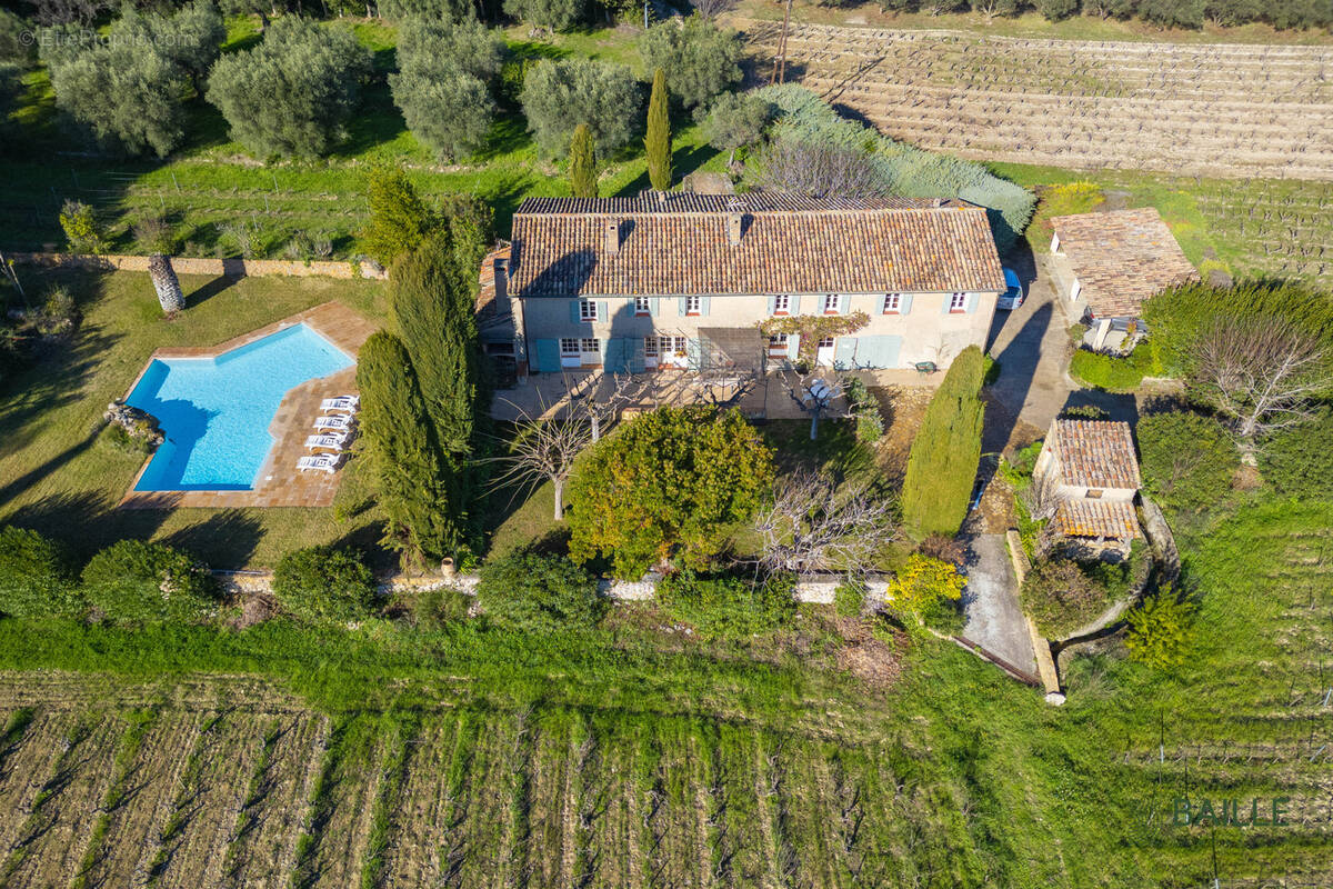 Maison à LE CASTELLET