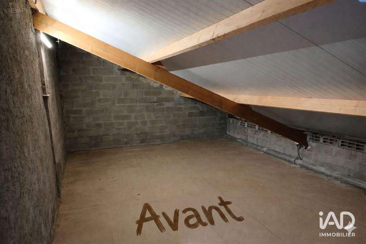 Commerce 156 m² à Saint-Sauveur-Lendelin  - photo 9