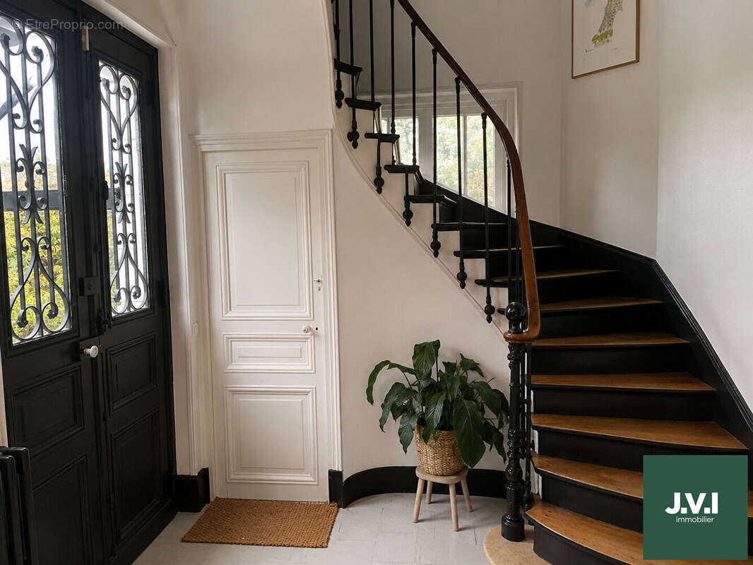 Maison à MONTMORENCY