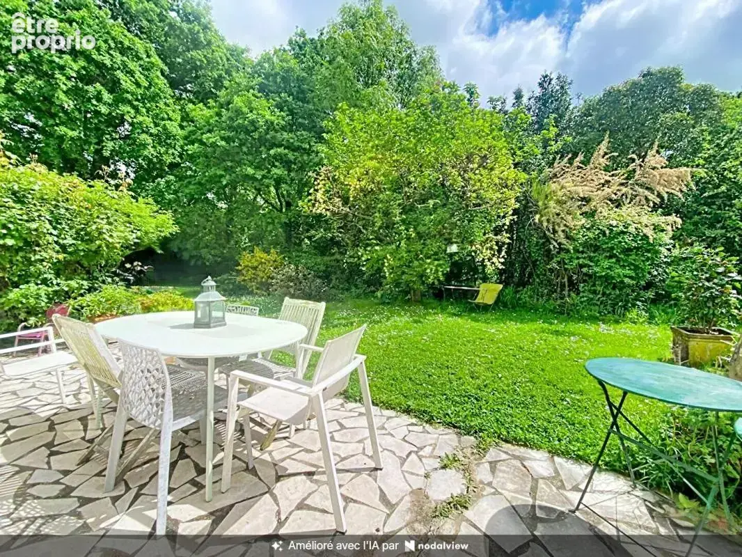 Belle maison de 4 ch sur magnifique jardin dans un quartier résidentiel d'Eysines, intra rocade 210 m2 - photo 13