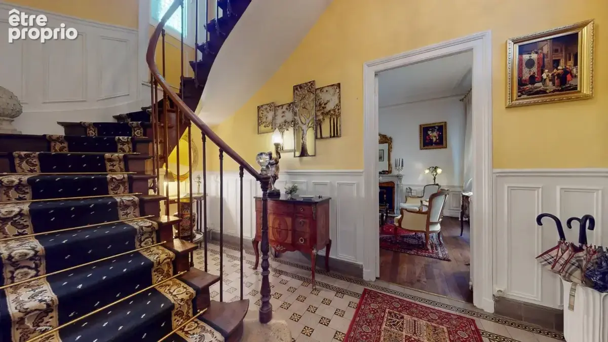 À VENDRE : Maison de caractère – Hyper centre de Reims - photo 7