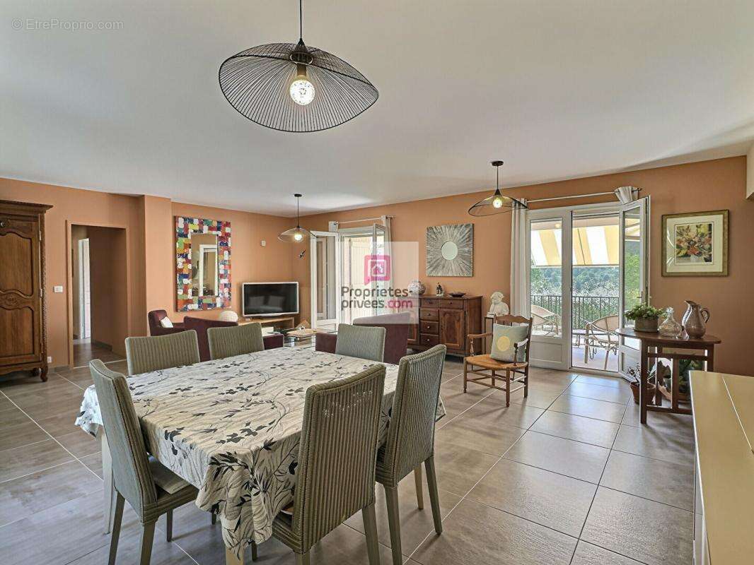 Maison Draguignan 6 pièce(s) 140 m2 - photo 5