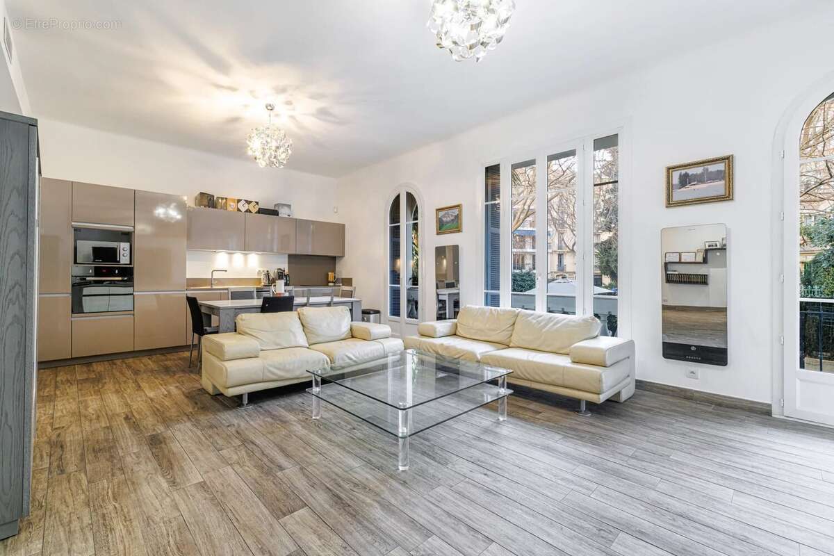 Victor hugo : rare 6 pièces d’exception avec terrasse de 50 m² - photo 5