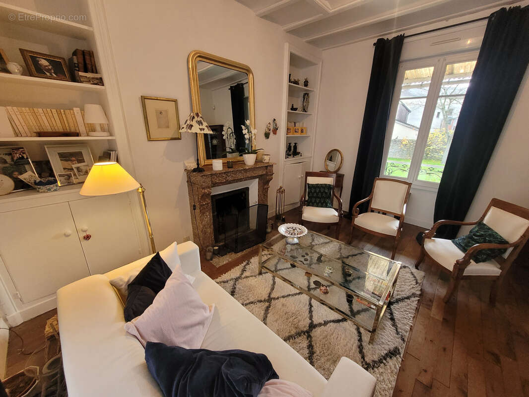 Maison à SABLE-SUR-SARTHE