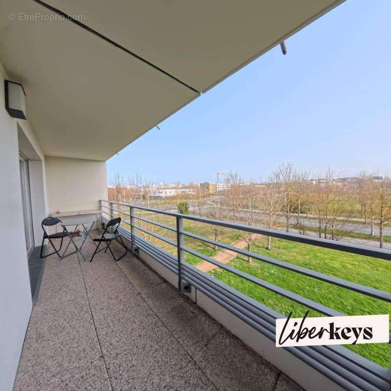 Appartement à BEZANNES