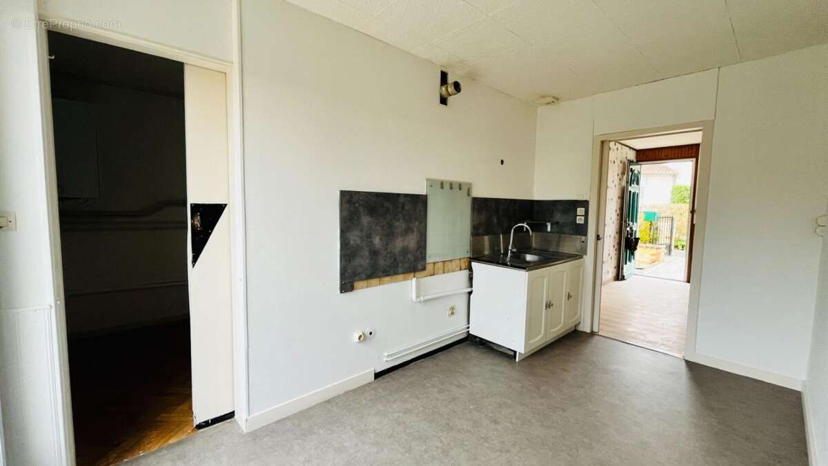 Maison à TREMENTINES