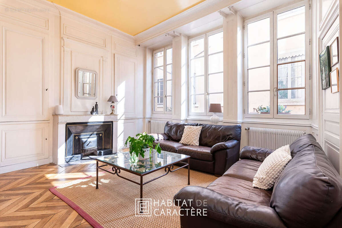 Appartement à LYON-1E