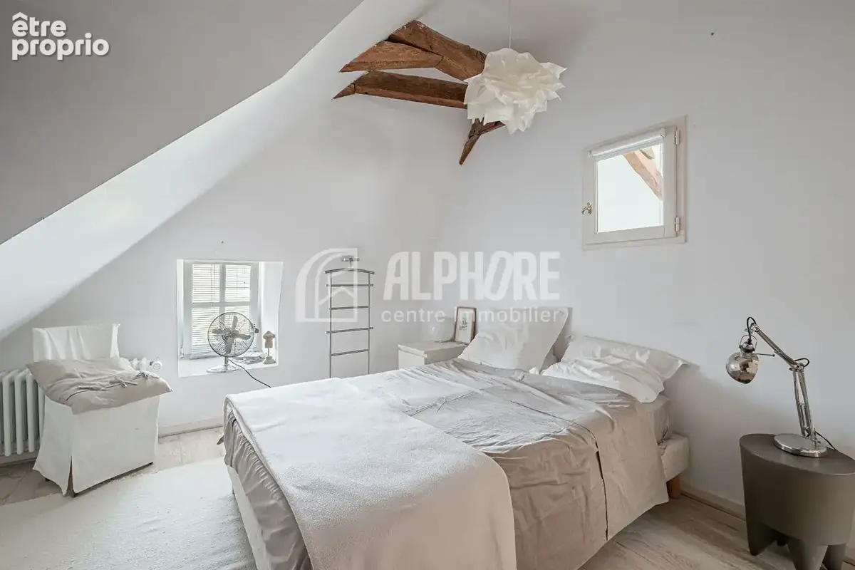 Guérande , IntraMuros , appartement 4 chambres + bureau 160m² (190m² au sol ) avec stationnement) - photo 13
