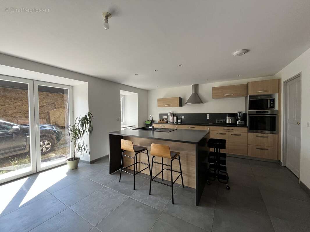 Maison 191 m² à Lorcieres  - photo 3
