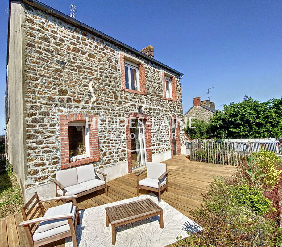 Maison à MARCEY-LES-GREVES