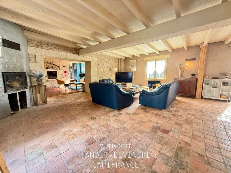 Maison à CHAMPIGNE