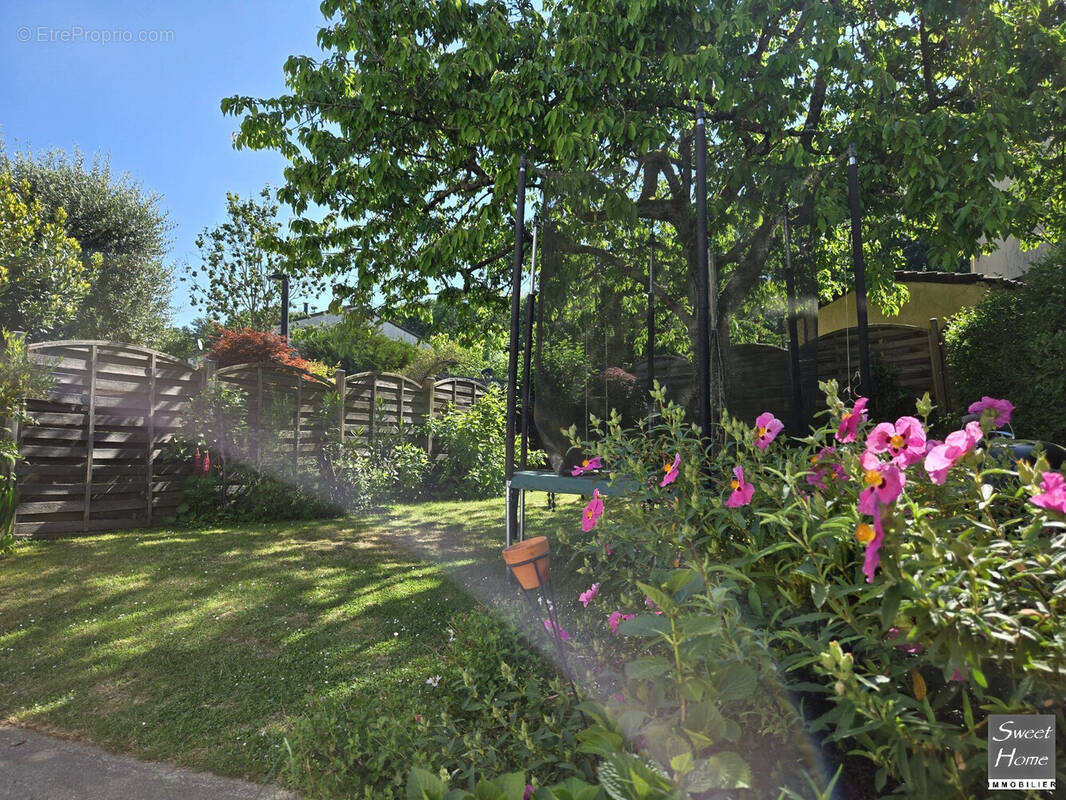 Maison à MAGNY-LES-HAMEAUX