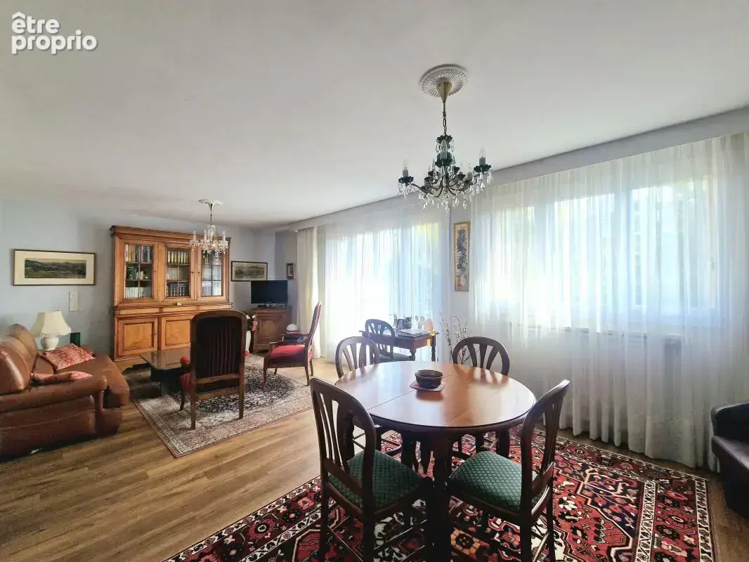 Appartement à LE PLESSIS-TREVISE