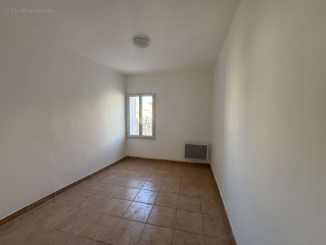 Appartement à COURSAN