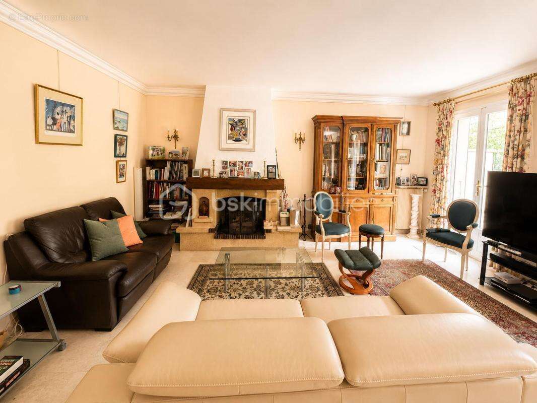 Maison familiale de 160 m² habitables sur 517 m² de terrain – Sous-sol total - photo 5