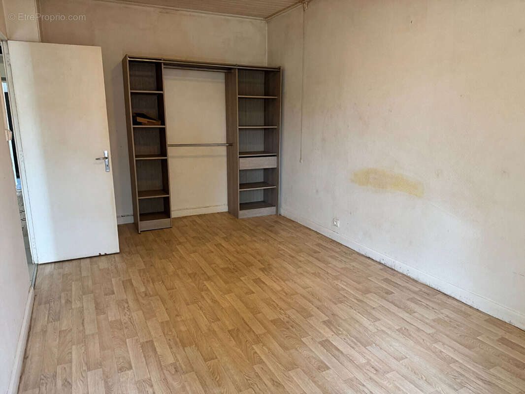 Maison à SAINT-JULIEN-DES-LANDES