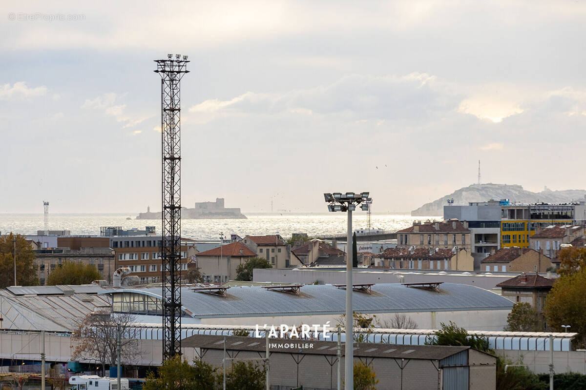 Appartement à MARSEILLE-14E