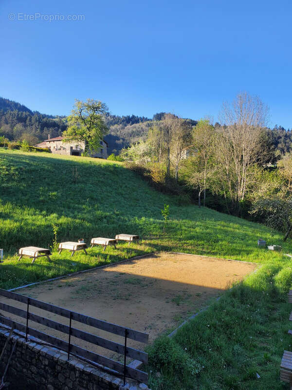 À vendre à Arcens (Ardèche) — Murs et fonds de commerce : bar, restaurant, chambres d'hôtes - photo 9