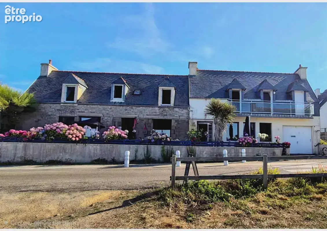 Plozevet ensemble immobilier 370 m² vue mer - photo 6