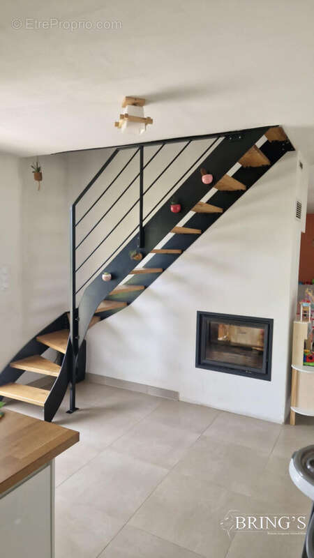 Maison à VITRAI-SOUS-LAIGLE