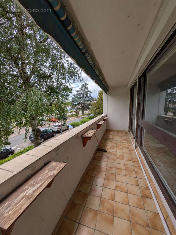 Appartement Roanne 4 pièce(s) 83.67 m2 Résidence Le Provence - photo 3