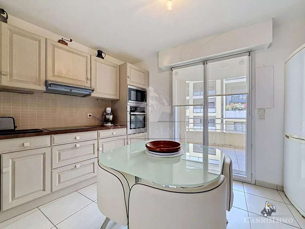 Appartement à SAINT-RAPHAEL