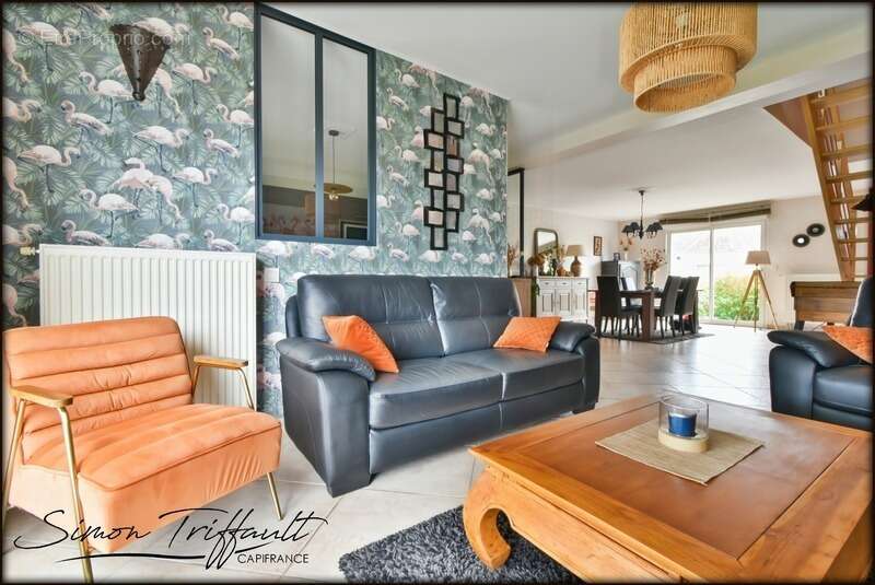 Maison à MONTFORT-LE-GESNOIS