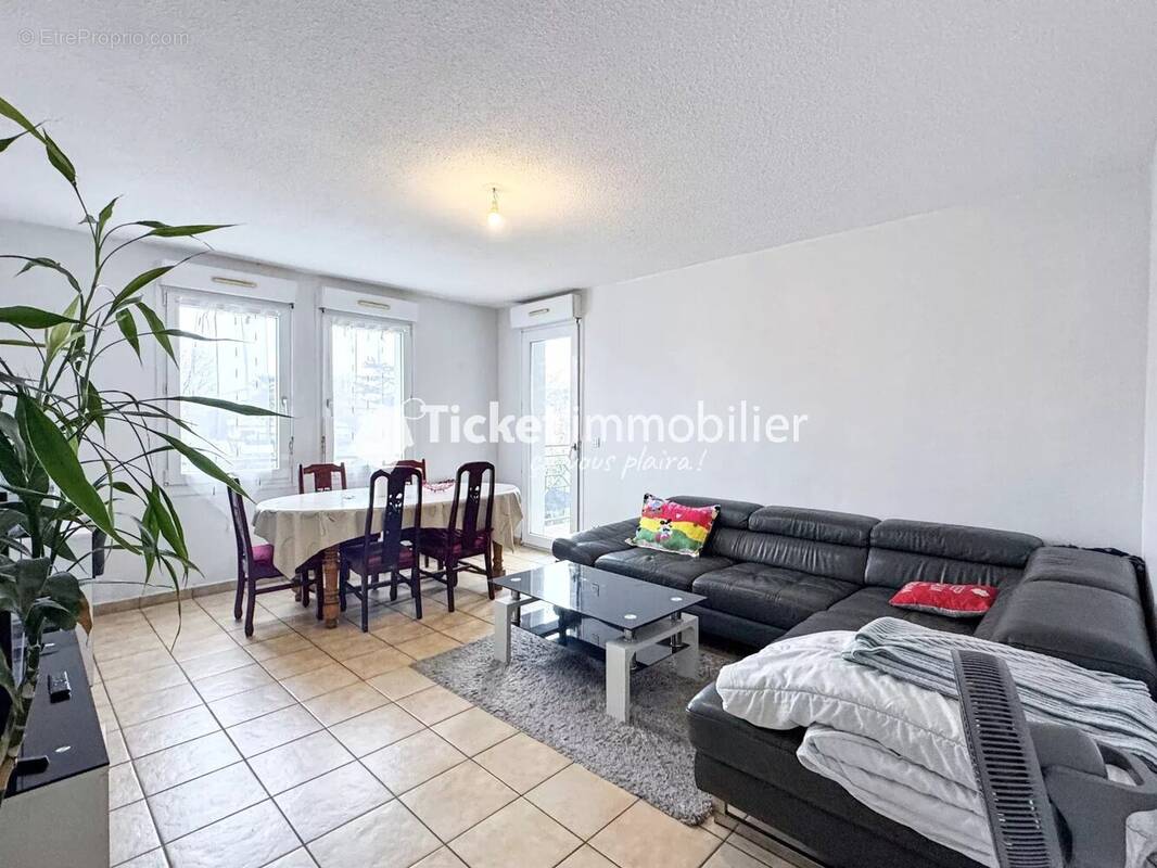 Appartement à AUCAMVILLE
