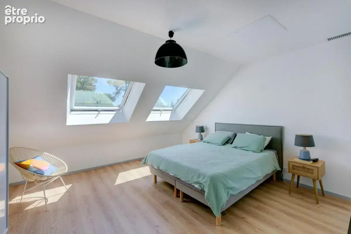 Propriete d'exception 218 m2 sur jardin de 1 500 m2 - photo 8