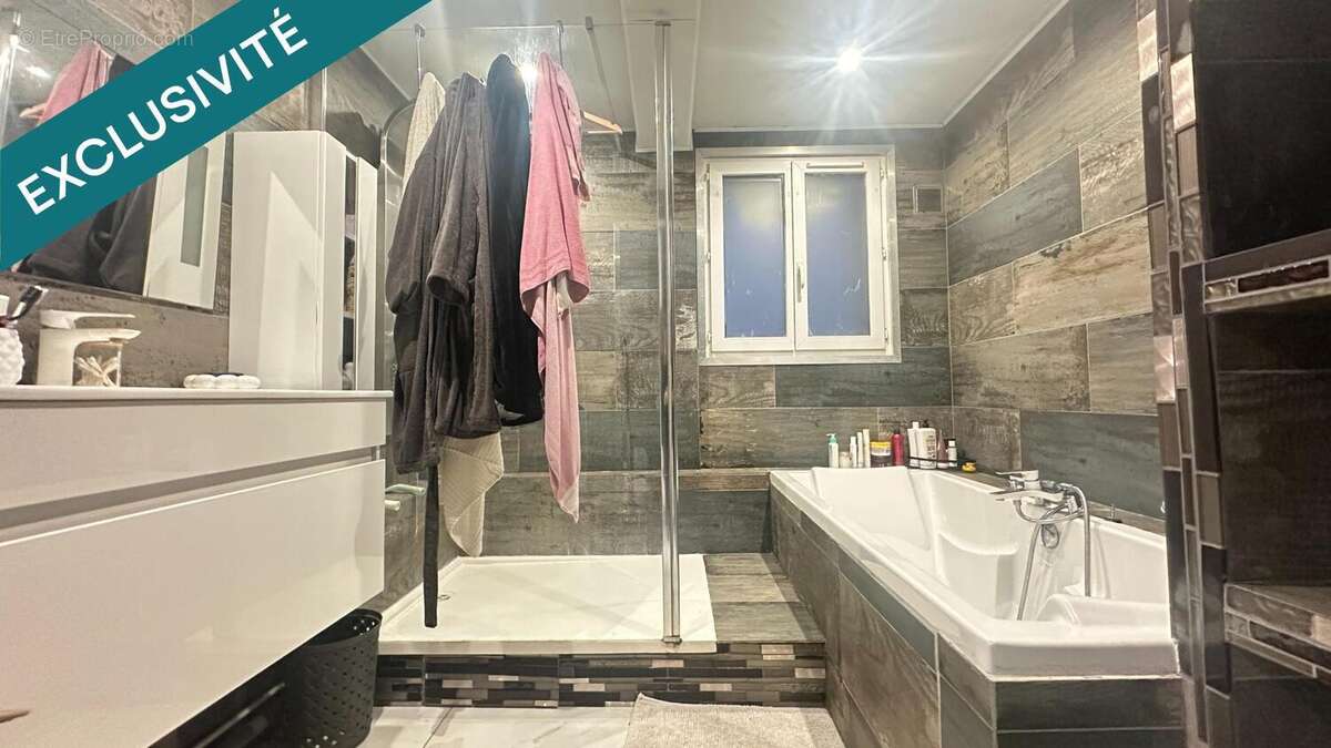 Photo 8 - Appartement à CHATEAUNEUF-LES-MARTIGUES