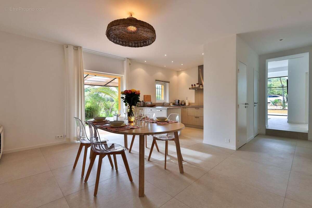 Photo 6 - Maison à RAMATUELLE