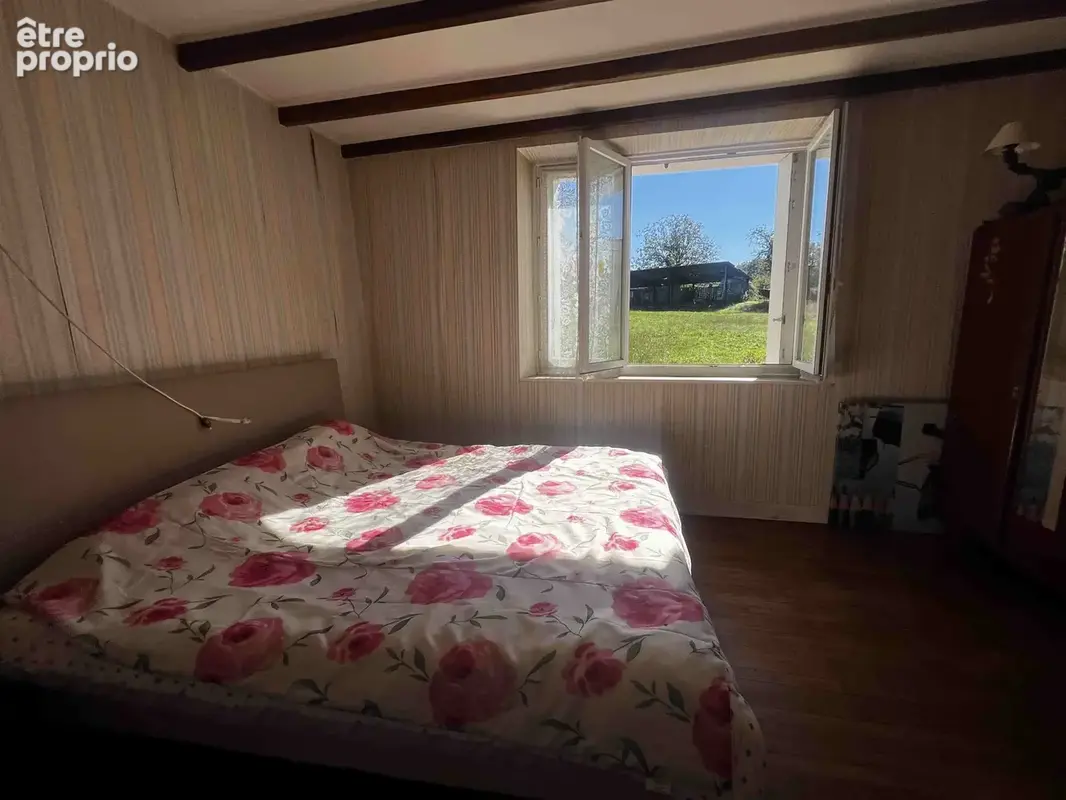 Maison 4 pièces 109 m² à vendre à Saint-Laurent-De-Ceris (16450) - photo 8
