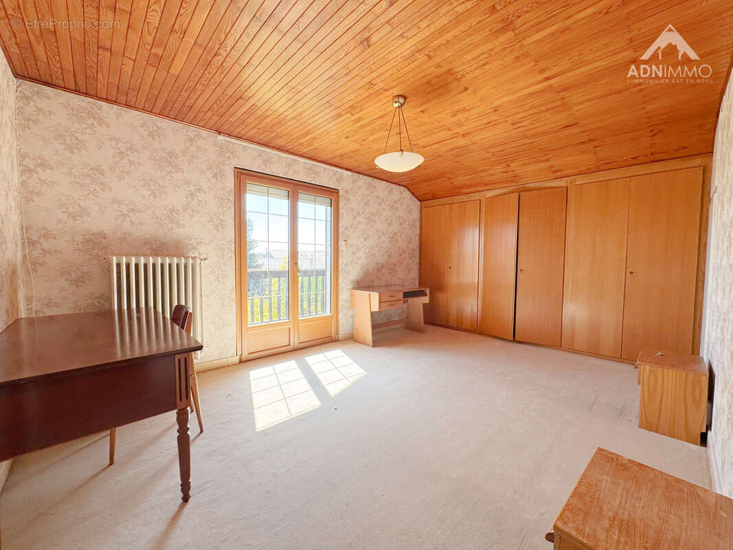 Maison à THOIRY