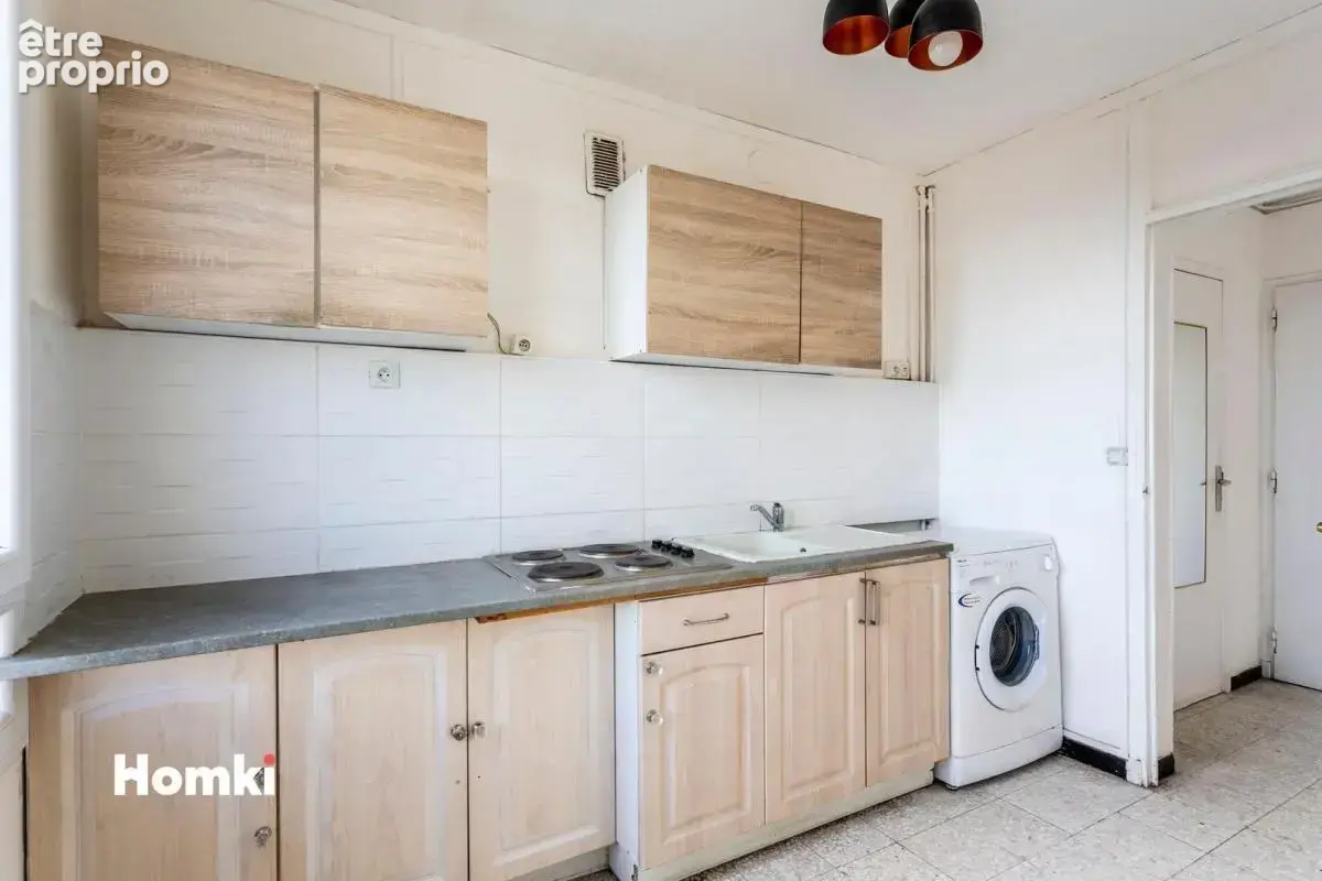 Appartement 3 pièces de 69m² avec parking et vue à Nîmes Jean-Jaurès - photo 3