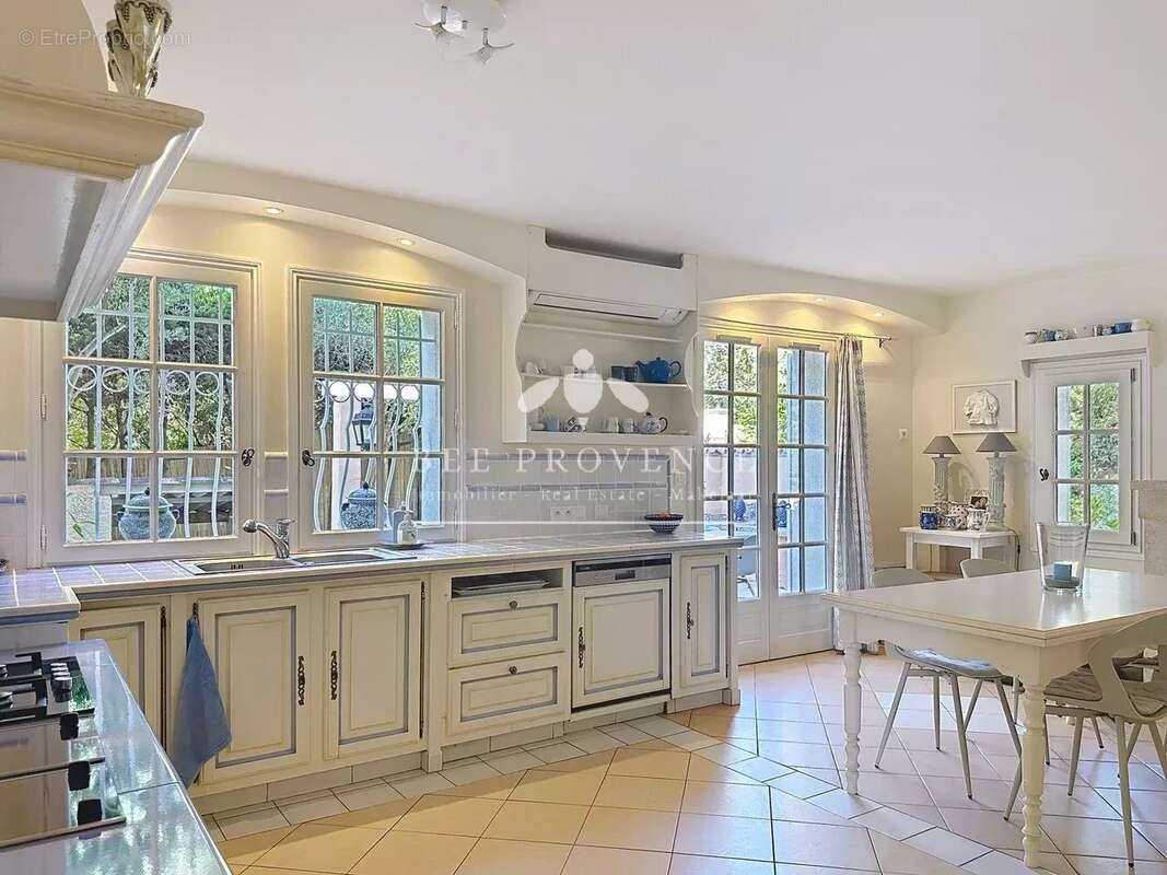 Maison à SAINT-RAPHAEL