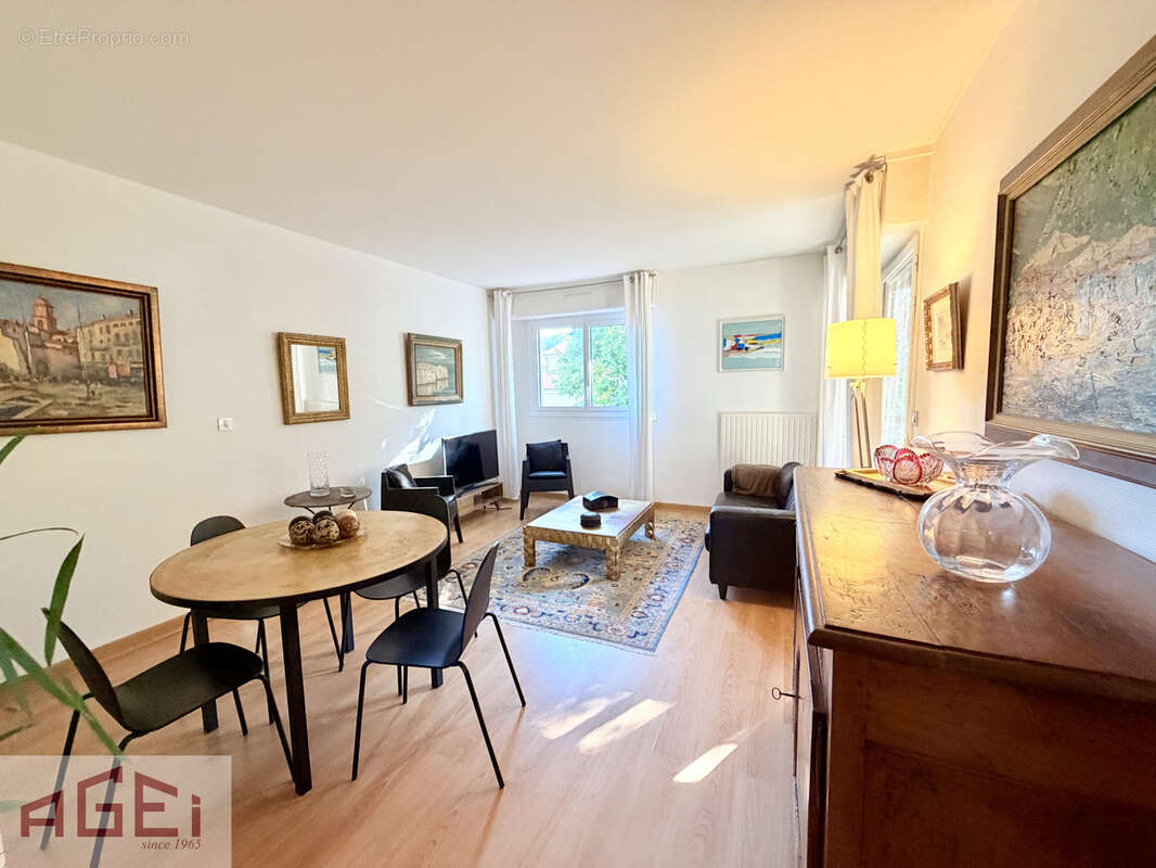 Appartement à RAMONVILLE-SAINT-AGNE