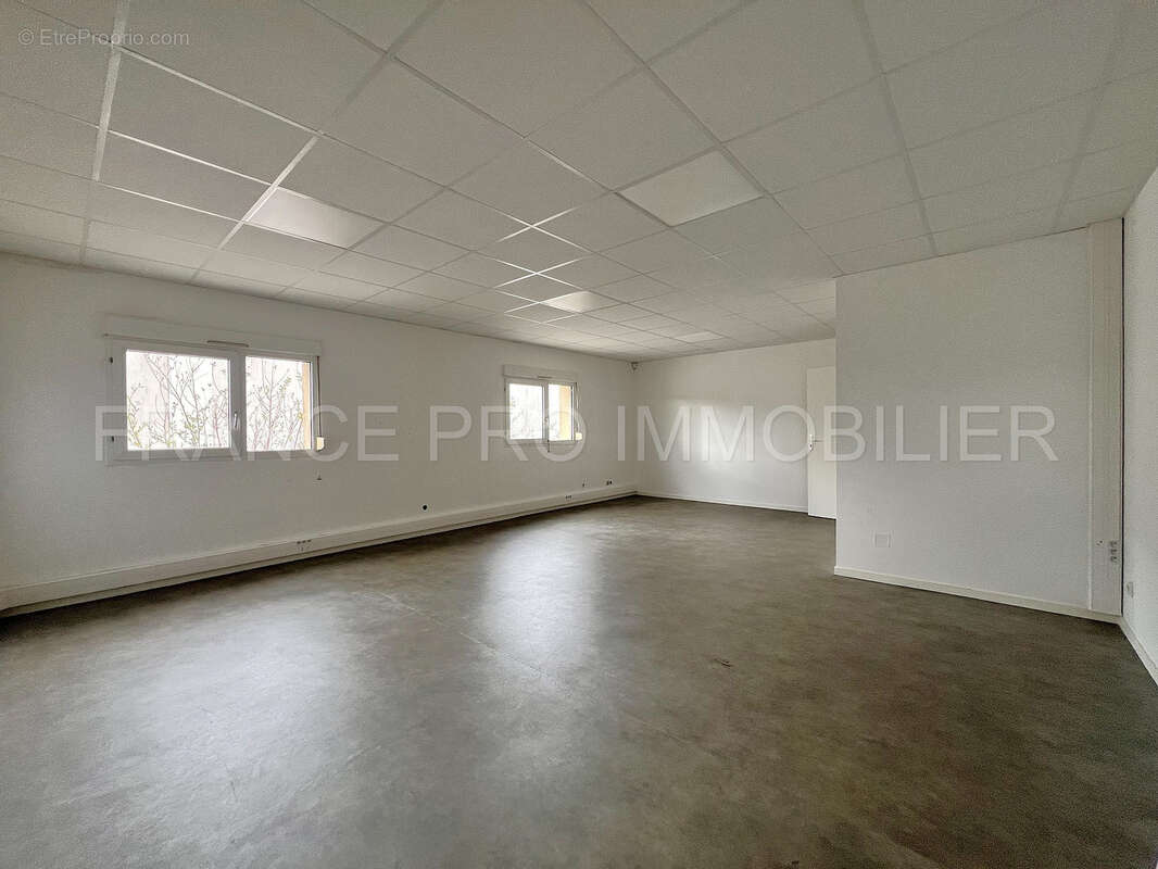 Commerce à CHERBOURG-OCTEVILLE