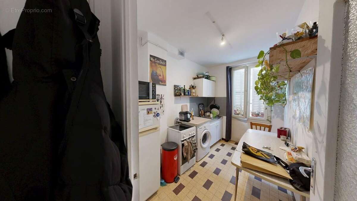 Appartement à MARSEILLE-6E