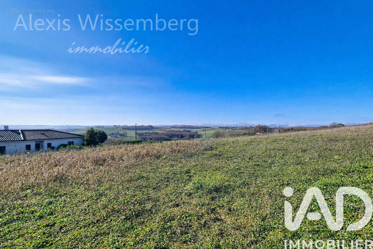 Photo 3 - Terrain à FREGOUVILLE