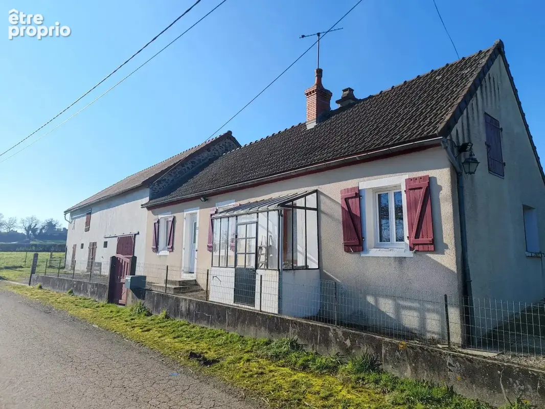Maison à SAVIGNY-POIL-FOL
