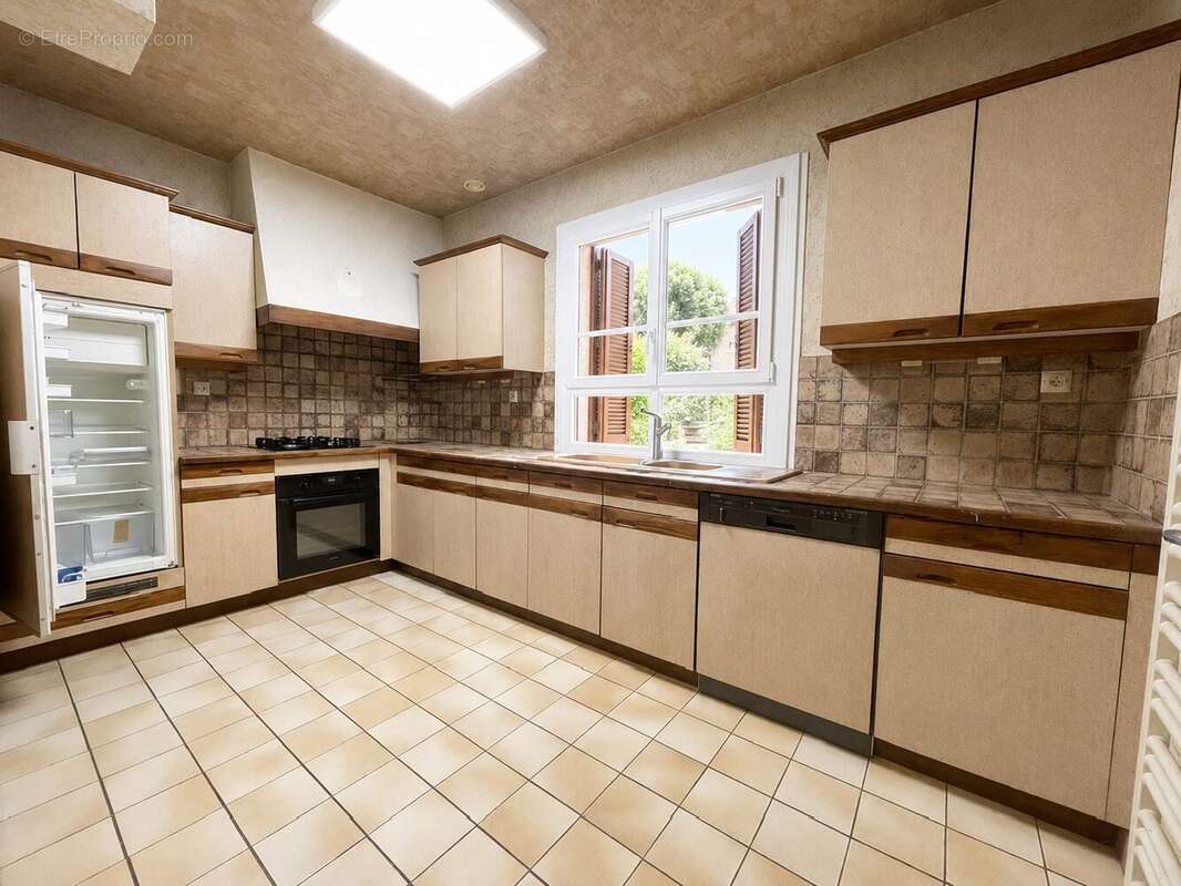 Maison 142 m² à Monts  - photo 8