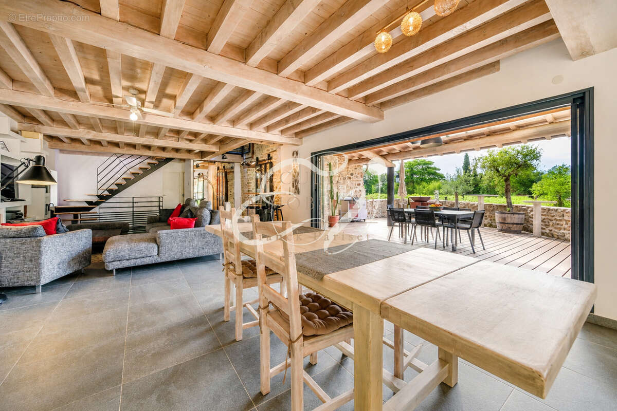 Maison à CHAVANAY