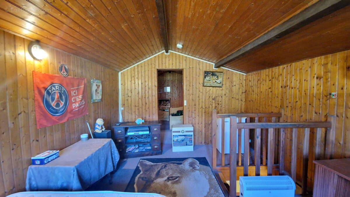 Maison à COIMERES