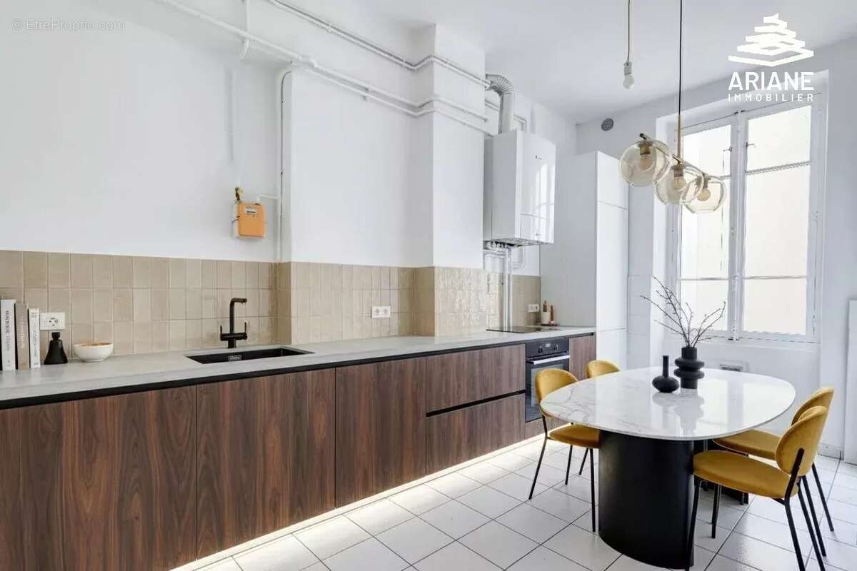 Appartement à LYON-6E