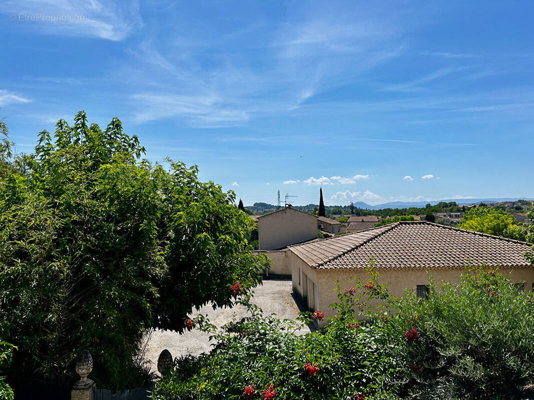 Appartement à PERTUIS