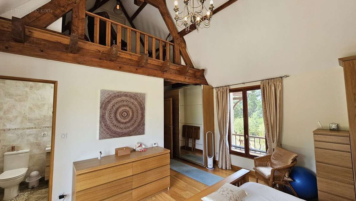 Maison à LE BUISSON-DE-CADOUIN